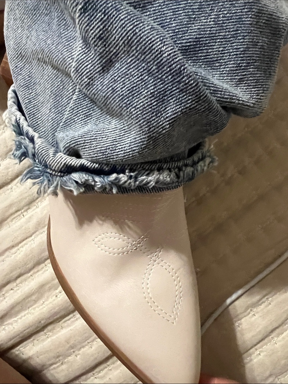 Steve Madden Lassy White Western Block Heel Boots - Picture 3 of 6